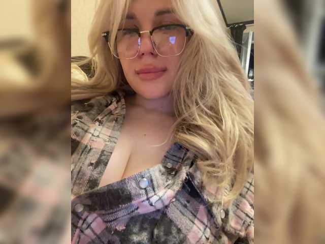 SonaZ live cam on BongaCams