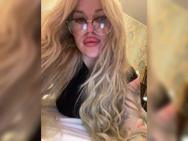 SonaZ live cam on BongaCams