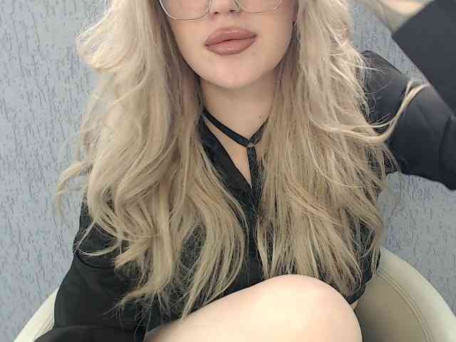 __Alya___ webcam
