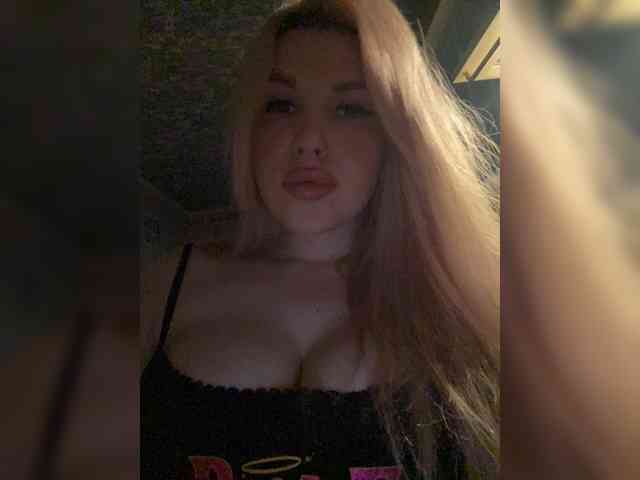 __Alya___ webcam