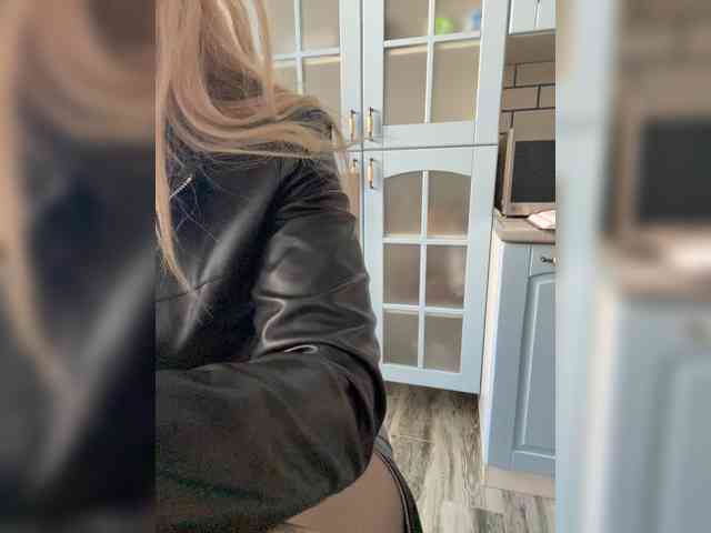 Модель: __Alya___