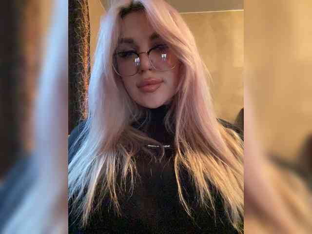 __Alya___ webcam