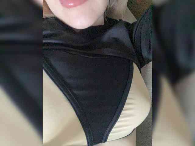 __Alya___ webcam