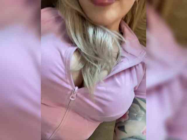 VibrateMeBaby webcam