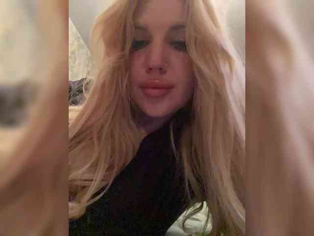 __Alya___ webcam