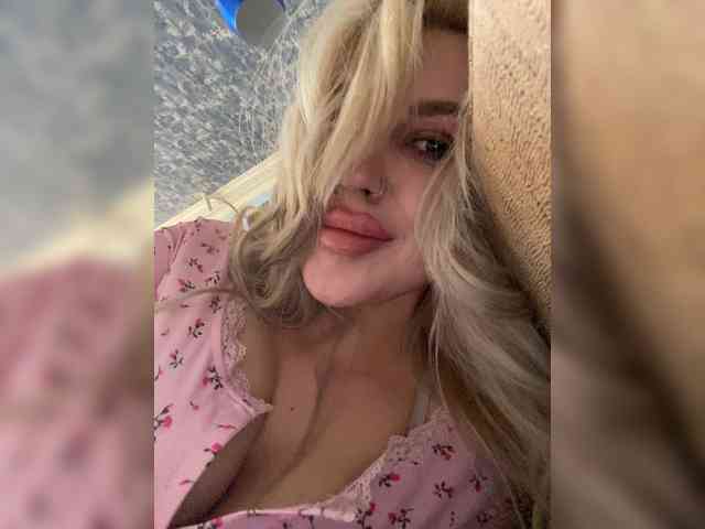__Alya___ webcam