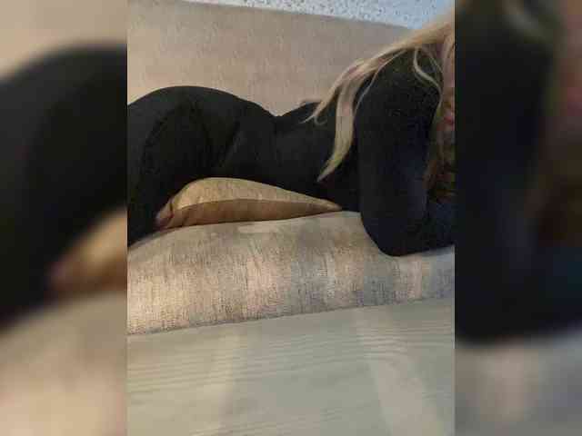 __Alya___ webcam