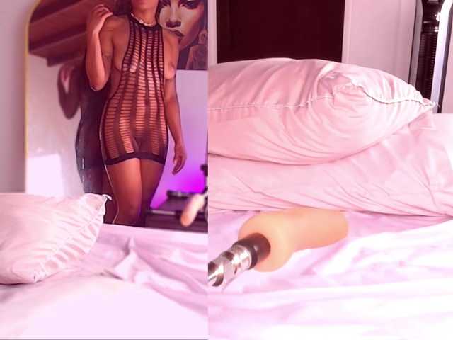 Ebony-Skye live cam on BongaCams