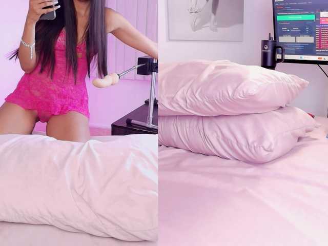 Little-Siena live cam on BongaCams