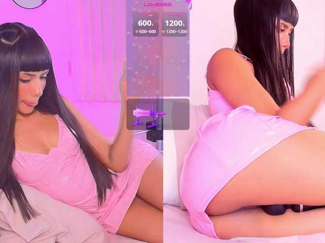 Little-Siena live cam on BongaCams