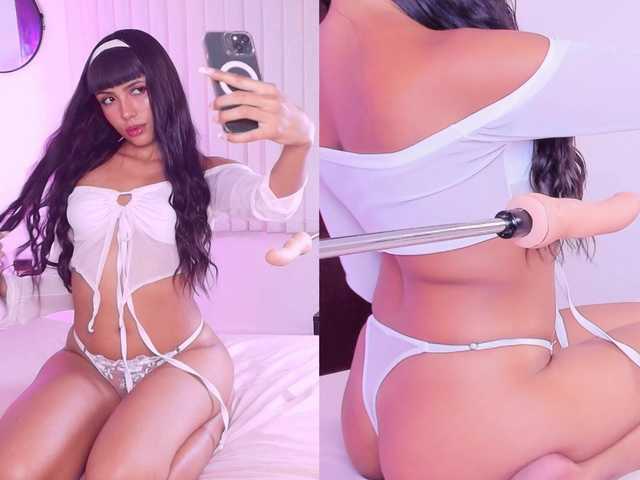 Little-Siena live cam on BongaCams