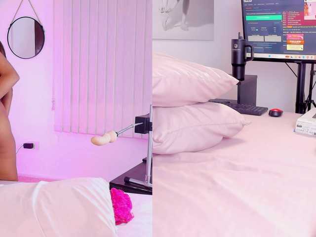 Little-Siena live cam on BongaCams