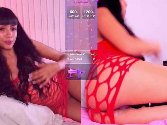 Little-Siena live webcam show