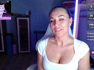 QWEENII Porn Show