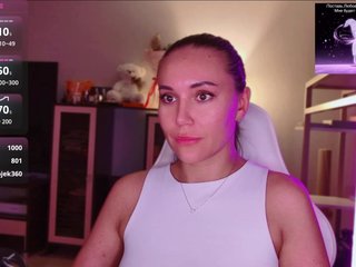 QWEENII Porn Show