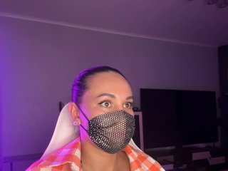 QWEENII Porn Show