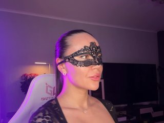 QWEENII Porn Show