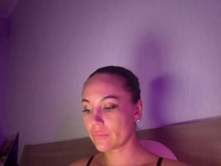 QWEENII Porn Show
