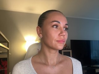 QWEENII Porn Show