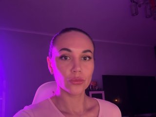 QWEENII Porn Show