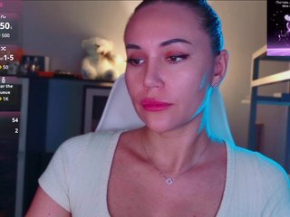 QWEENII Porn Show