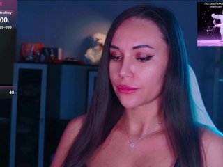 QWEENII Porn Show