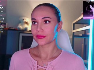 QWEENII Porn Show