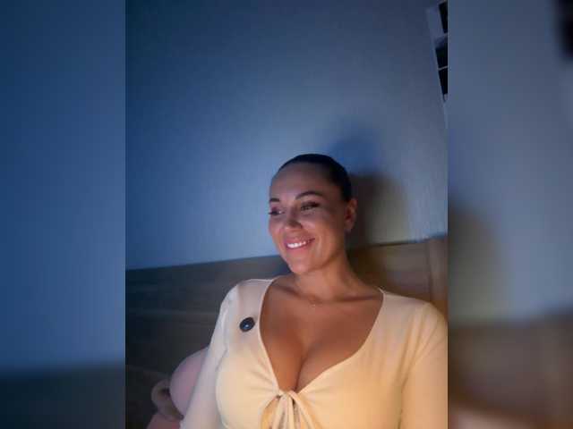 qweenii live sex