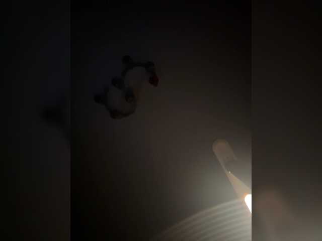 QWEENII live cam preview