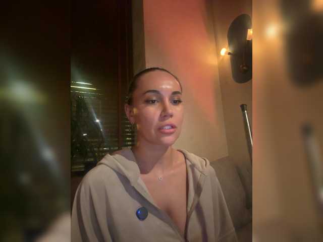 qweenii live sex