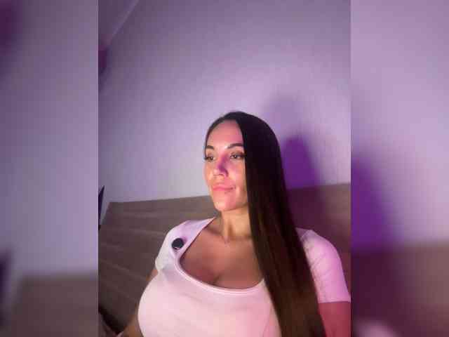 QWEENII webcam