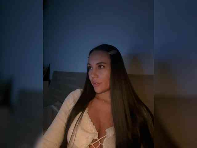 QWEENII webcam