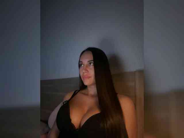 QWEENII webcam