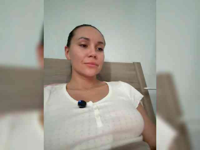 QWEENII webcam