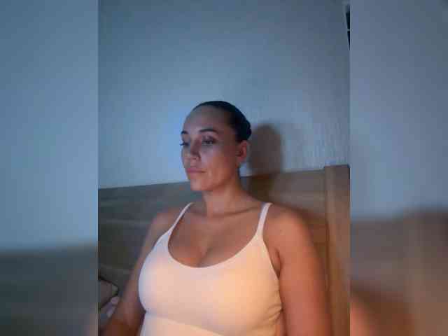 QWEENII Sex Cam Show