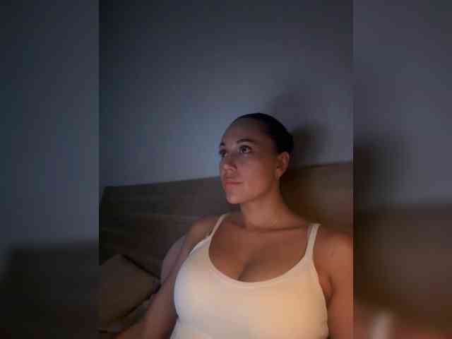 QWEENII Sex Cam Show