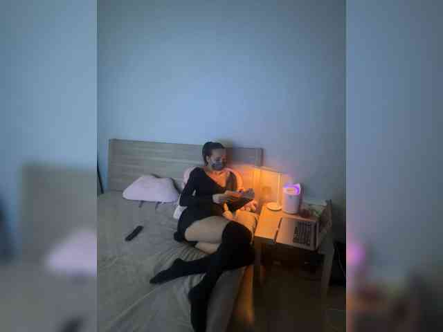 QWEENII webcam