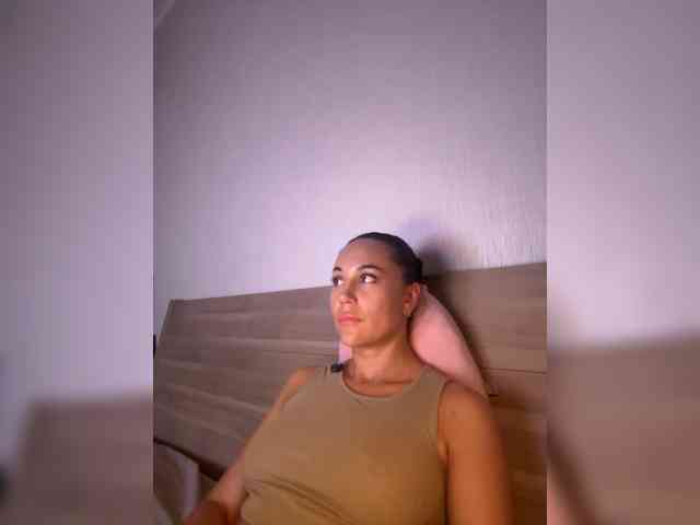 QWEENII Sex Cam Show