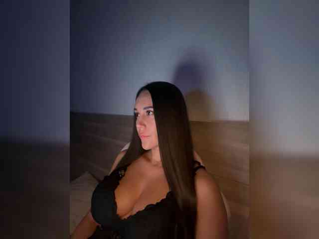 QWEENII webcam