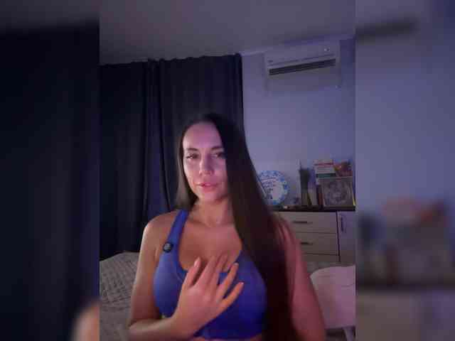QWEENII webcam