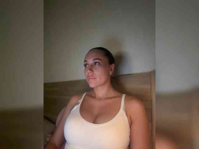 QWEENII Sex Cam Show
