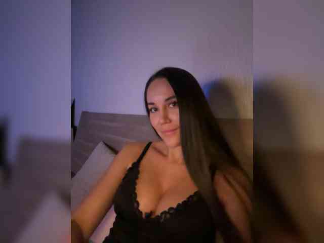 QWEENII webcam