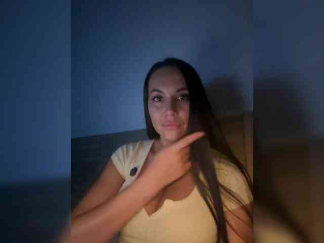 QWEENII Sex Cam Show