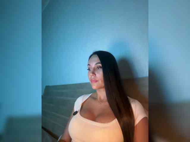 QWEENII Sex Cam Show