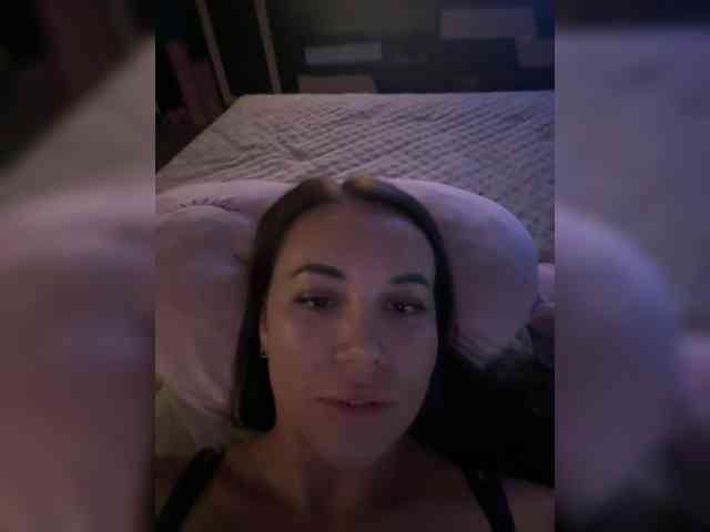 QWEENII webcam