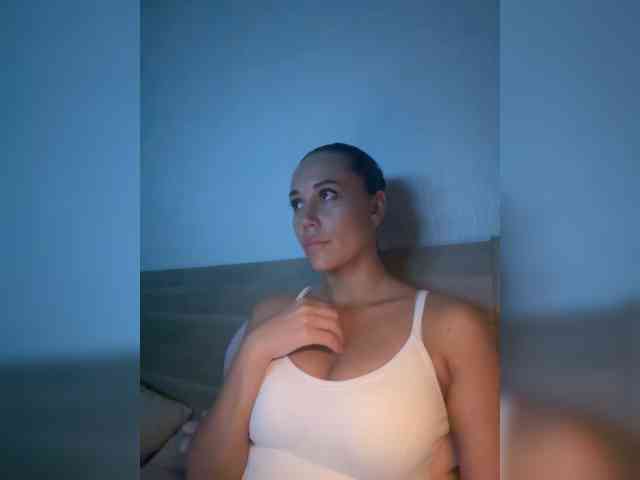 QWEENII Sex Cam Show
