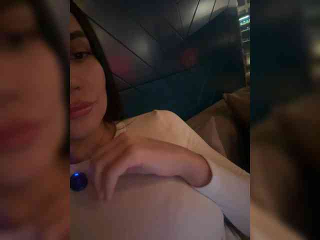 QWEENII webcam