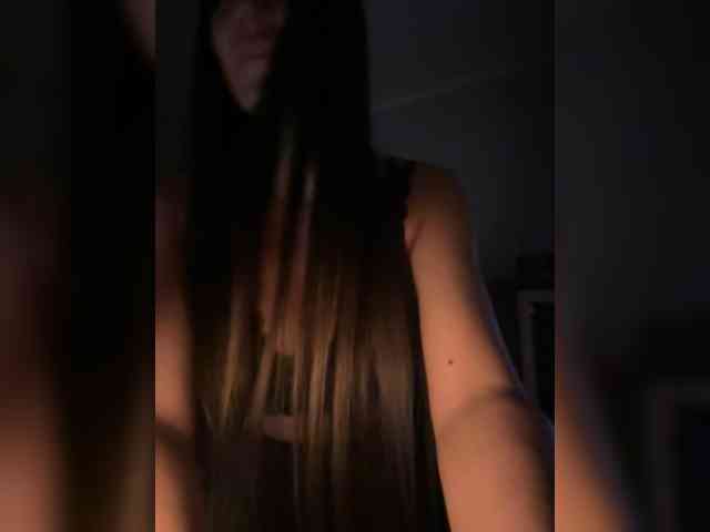 QWEENII webcam