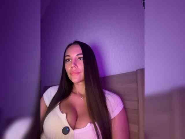 QWEENII webcam