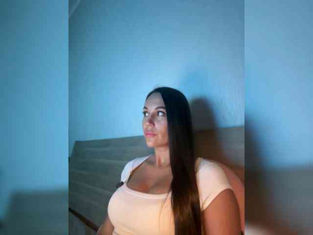 QWEENII Sex Cam Show